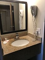 Days Inn & Suites by Wyndham East Flagstaff