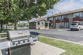 Ramada by Wyndham Kingston