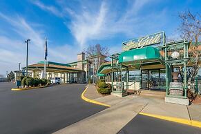 Rogue Regency Inn Medford Airport
