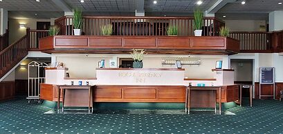 Rogue Regency Inn and Suites