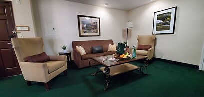 Rogue Regency Inn and Suites