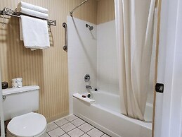 Rogue Regency Inn Medford Airport