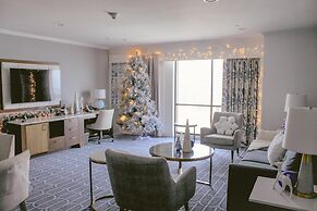 Hilton New Orleans Riverside