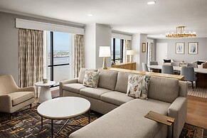 Hilton New Orleans Riverside