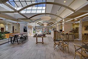 Hilton New Orleans Riverside