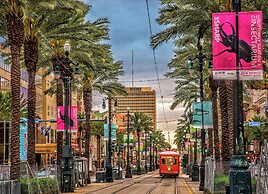 Hilton New Orleans Riverside