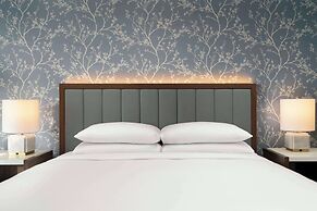 Hilton New Orleans Riverside