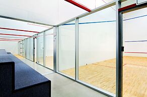 Hilton New Orleans Riverside