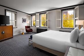Hilton Orrington / Evanston