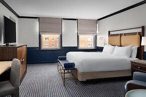Hilton Orrington / Evanston