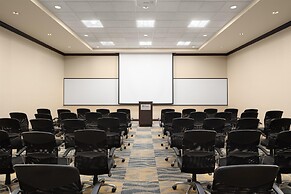 Hilton Orrington / Evanston