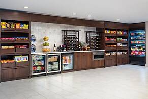 Hilton Orrington / Evanston