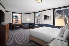 Hilton Orrington / Evanston