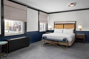Hilton Orrington / Evanston