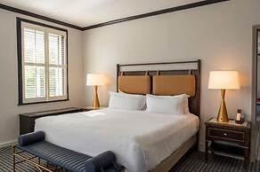 Hilton Orrington / Evanston