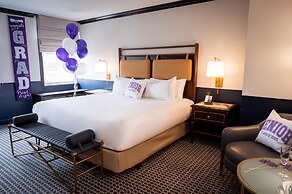 Hilton Orrington / Evanston