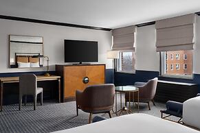 Hilton Orrington / Evanston