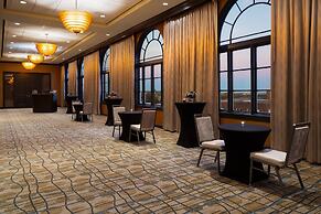 Hilton Orrington / Evanston