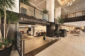 Hilton Orrington / Evanston