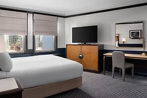 Hilton Orrington / Evanston