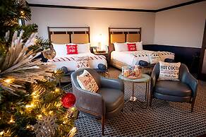 Hilton Orrington / Evanston