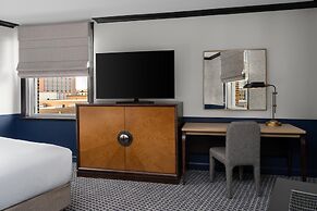 Hilton Orrington / Evanston