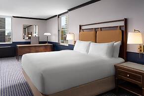 Hilton Orrington / Evanston