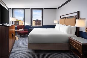 Hilton Orrington / Evanston