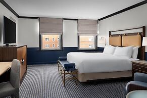 Hilton Orrington / Evanston
