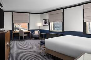 Hilton Orrington / Evanston