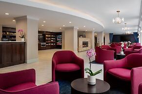 Hilton Orrington / Evanston