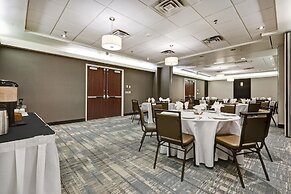 Four Points by Sheraton Toronto Mississauga