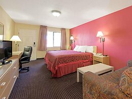 Days Inn by Wyndham East Albuquerque