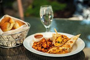 Little America Flagstaff