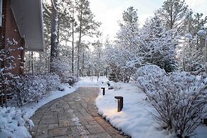 Little America Flagstaff