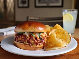 Little America Flagstaff