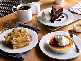 Little America Flagstaff