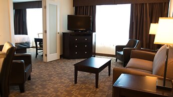 Holiday Inn Hotel & Suites Charleston West by IHG