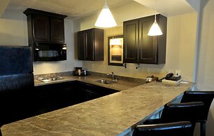 Holiday Inn Hotel & Suites Charleston West by IHG