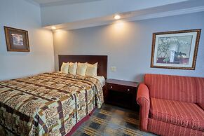 Riverview Inn & Suites