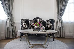The Culver Hotel
