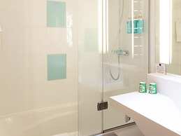 Novotel Manchester West