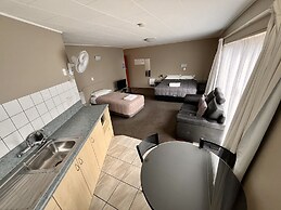 Manuka Crescent Motel