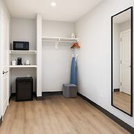 Travelodge by Wyndham LAX