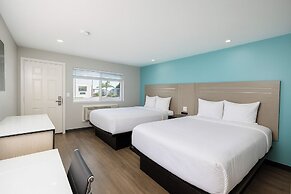 Travelodge by Wyndham LAX