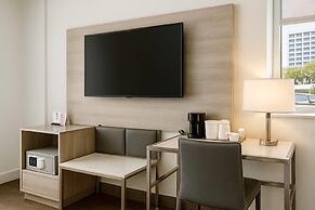 Travelodge by Wyndham LAX