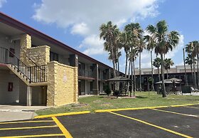 Red Roof Inn Corpus Christi North - Near Downtown