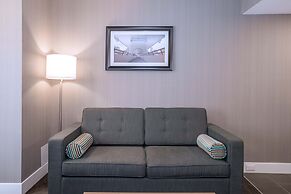 Sandman Signature Calgary Downtown Hotel