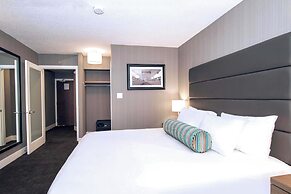 Sandman Signature Calgary Downtown Hotel