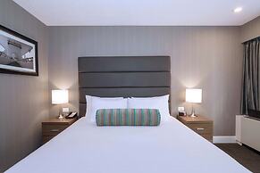 Sandman Signature Calgary Downtown Hotel